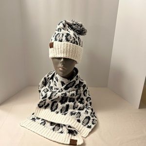 Hat and Scarf set